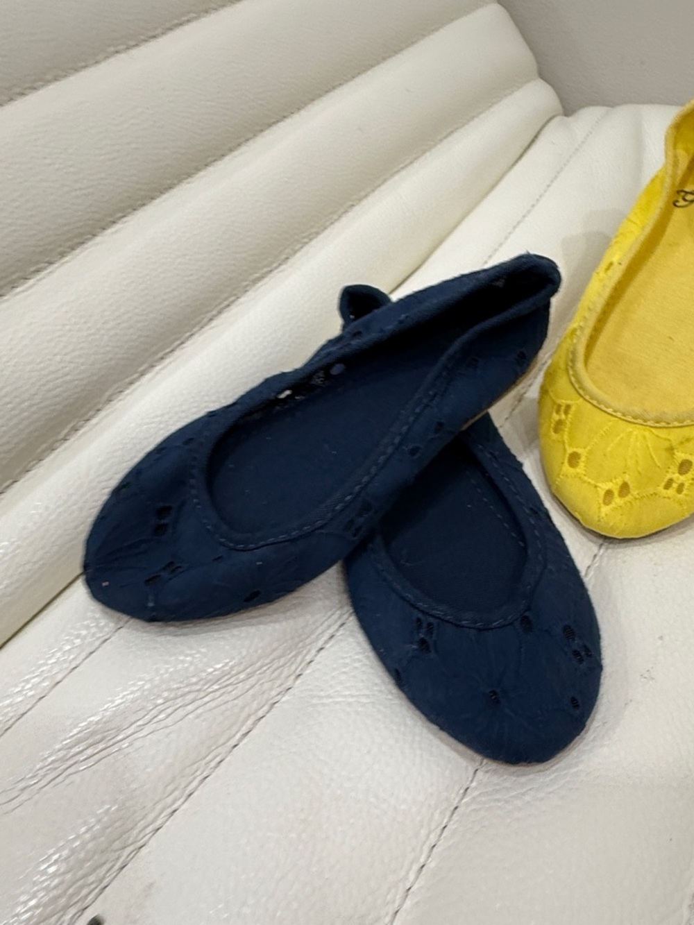 GAP Girls Lace Ballet Flats - Yellow and Navy - Picture 2 of 6